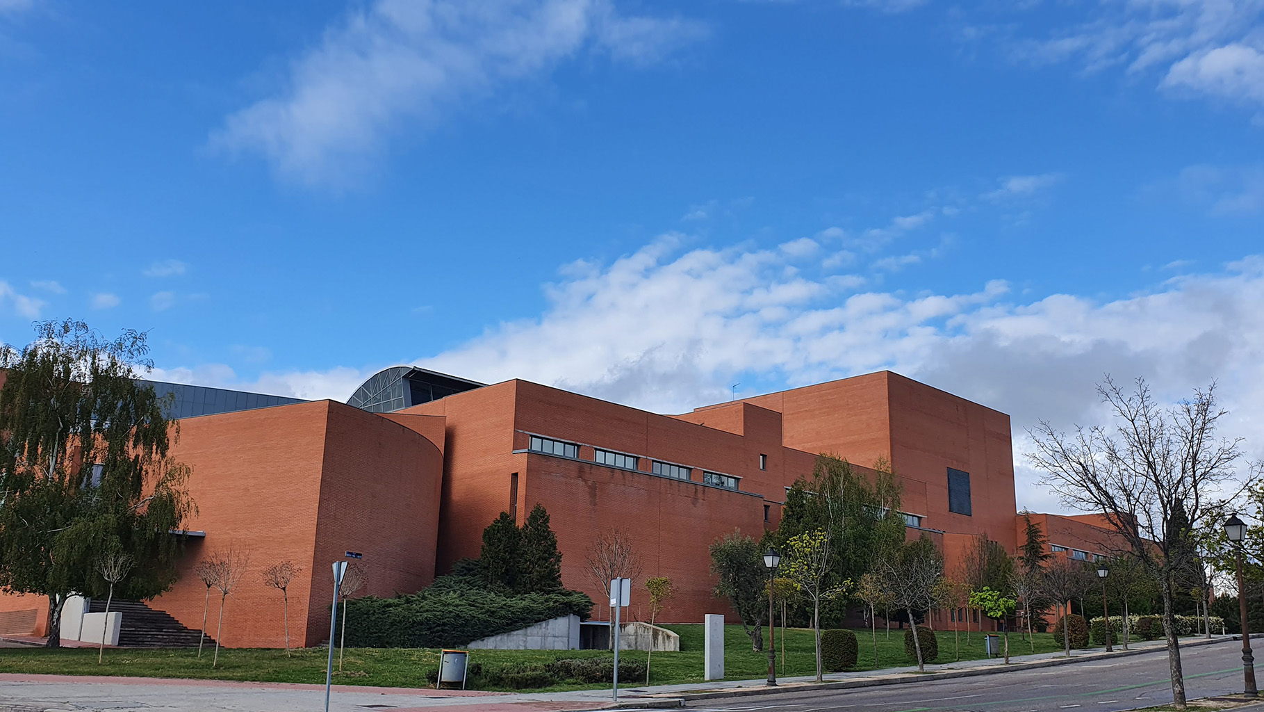 Description of Image 3